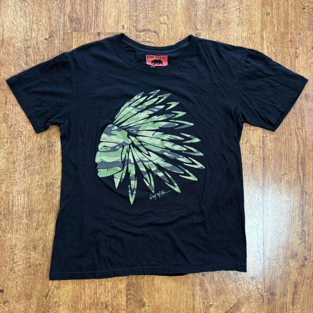 Ring of Fire Mens Graphic T-Shirt Faded Black Camo Headdress Skater Streetwear L